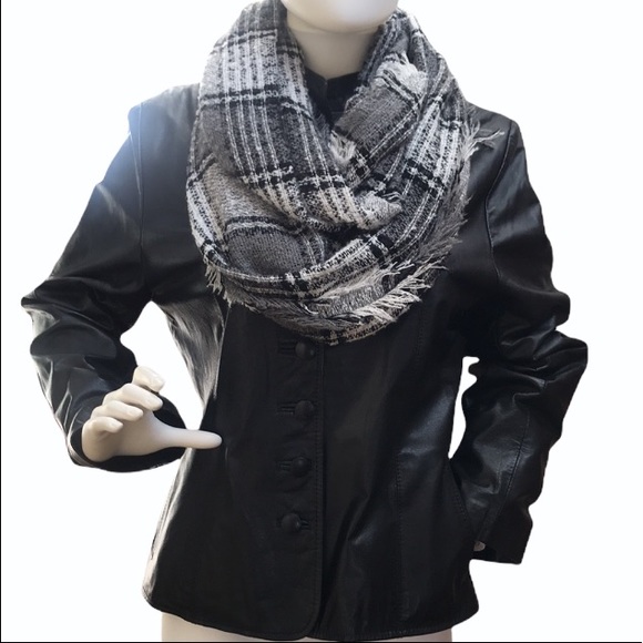 Silvia y Mario Leather Jacket / Made in Argentina - Picture 12 of 16